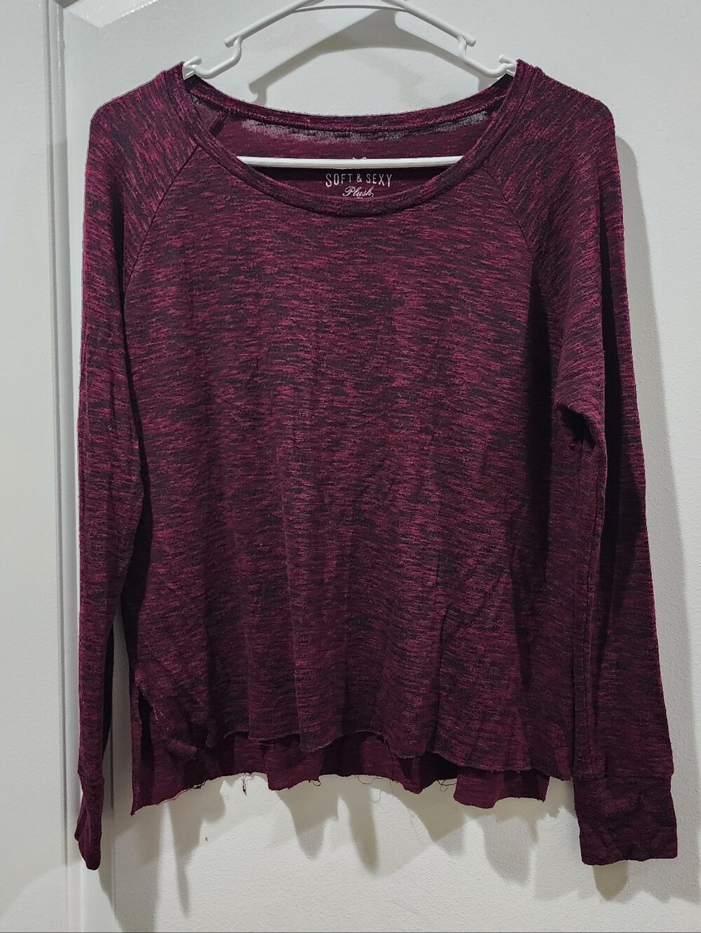 American Eagle Women's Long Sleeve Crewneck Casual Pullover Shirt X-Small/Small